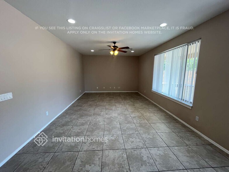 Building Photo - 14170 W Riviera Dr