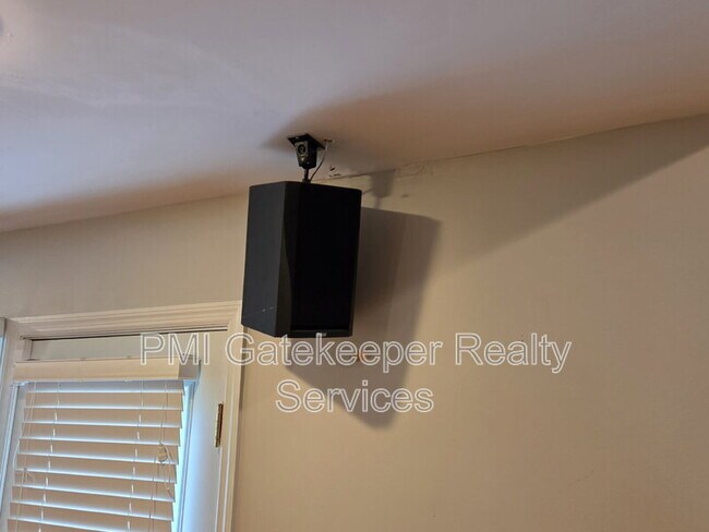 Building Photo - 9834 Chimney Sweep Ln