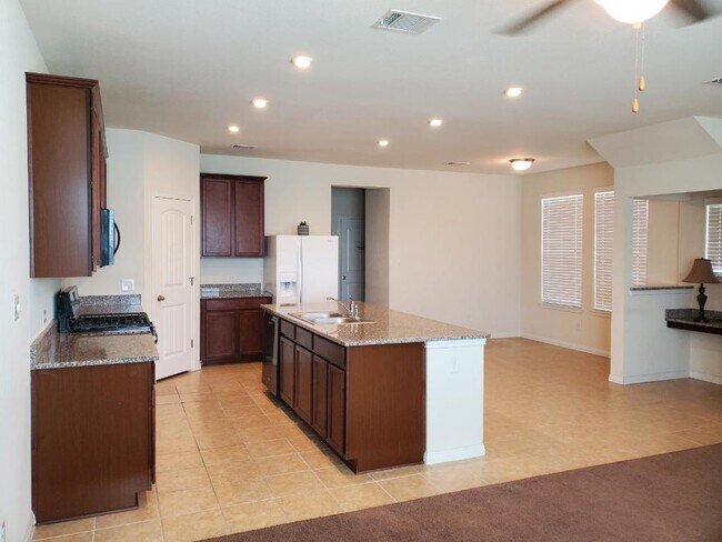 Building Photo - 2948 Cotton Gin Dr