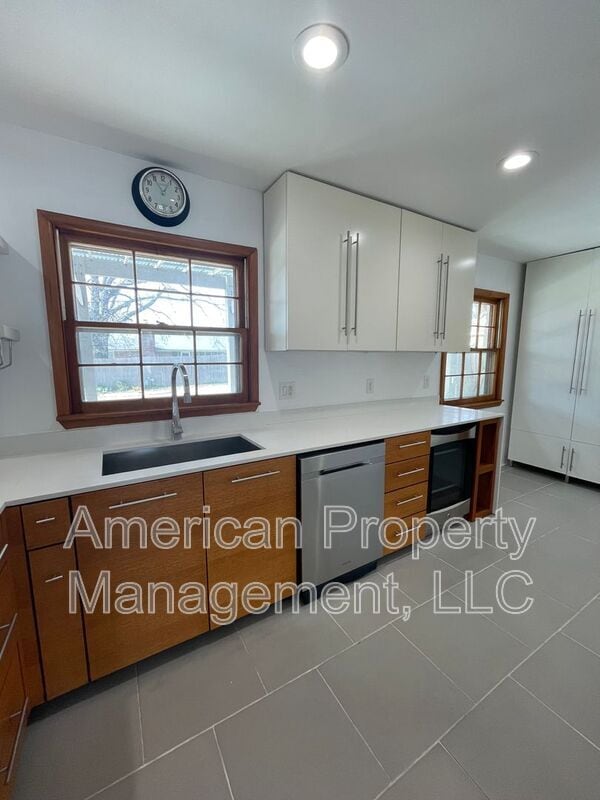 Building Photo - 3756 S Braden Pl