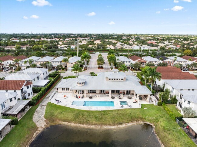 Building Photo - 6933 NW 104th Ct