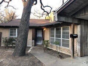 Building Photo - 4511 Norma St