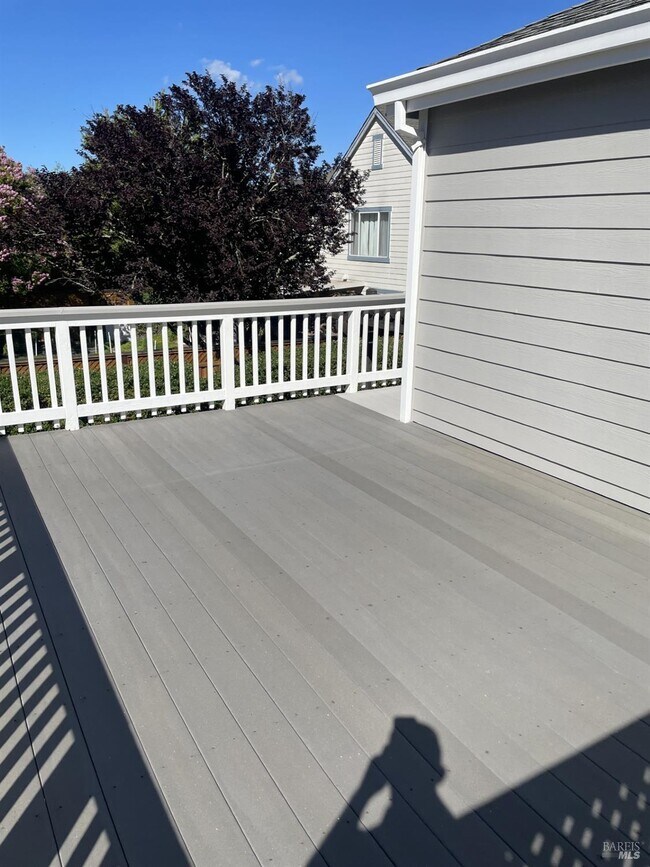 Building Photo - 203 Spur Ridge Ln