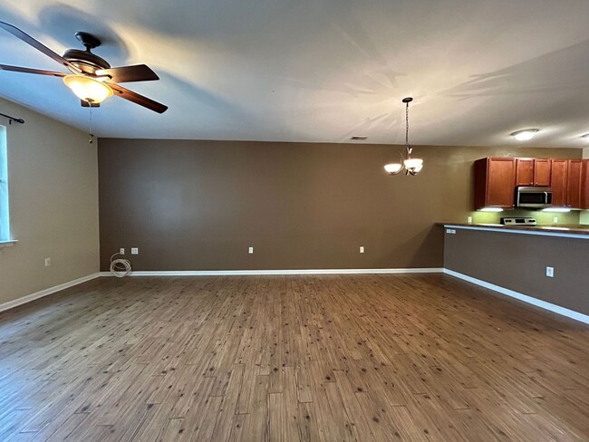 Building Photo - RENT SPECIAL 1/2 OFF 1ST MONTHS RENT IF MO...