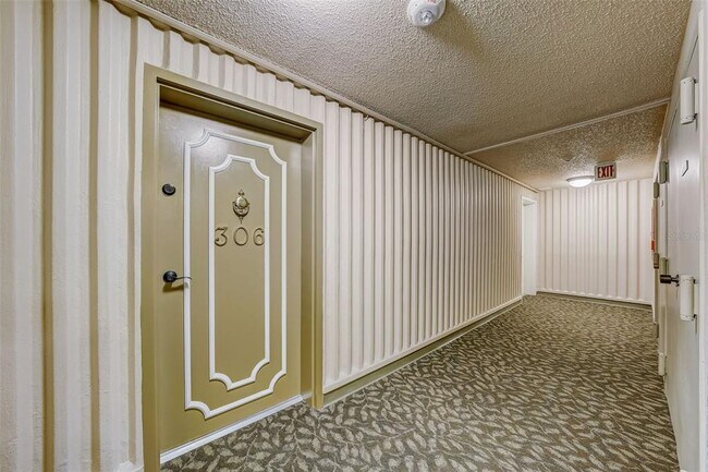 Building Photo - 4141 Bayshore Blvd