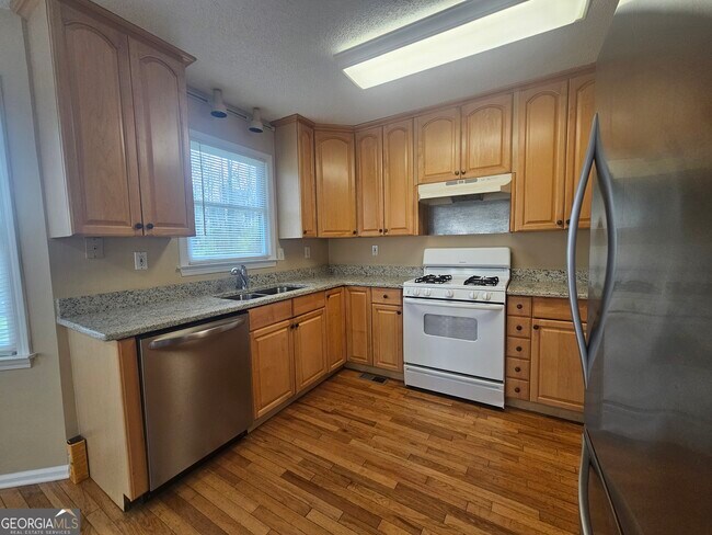 Building Photo - 24 Springfield Dr