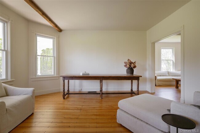Building Photo - 1777 NY-9G