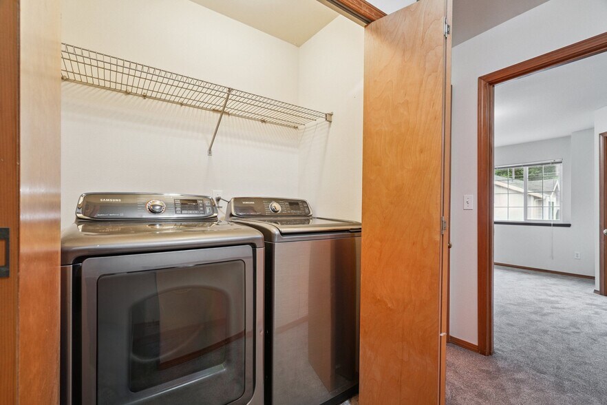 Building Photo - 5002 S 30th St