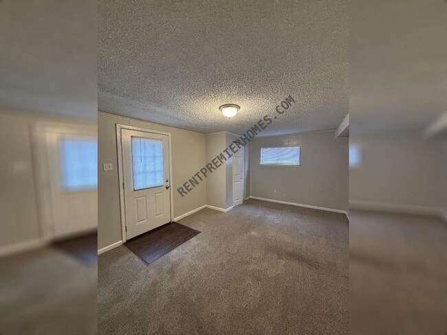 Building Photo - 2607 Elkhart Dr