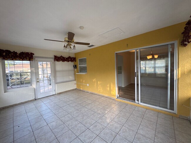 Building Photo - Beautiful Pool Home In Great Location!