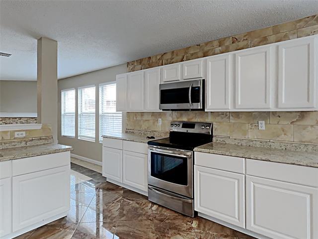 Building Photo - 6054 Susanna Dr