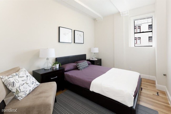 Building Photo - 601 Ofarrell St