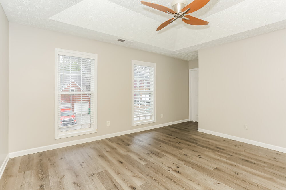 Building Photo - 3830 Riverside Pkwy