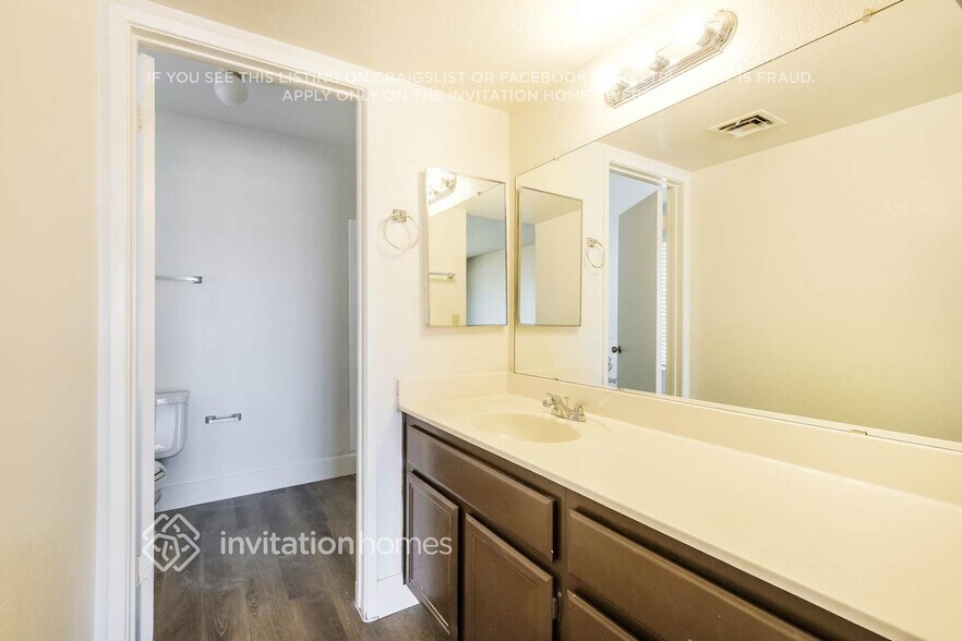 Building Photo - 9503 W Las Palmaritas Dr