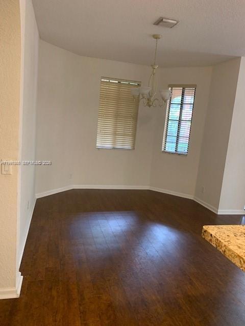 Building Photo - 2800 Kinsington Cir