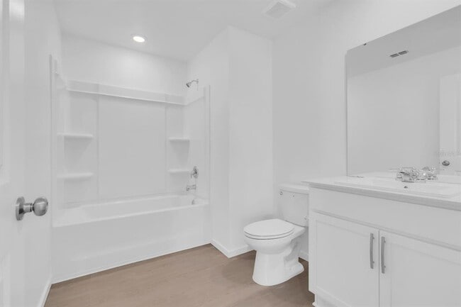 Building Photo - 5540 Sapote Ct