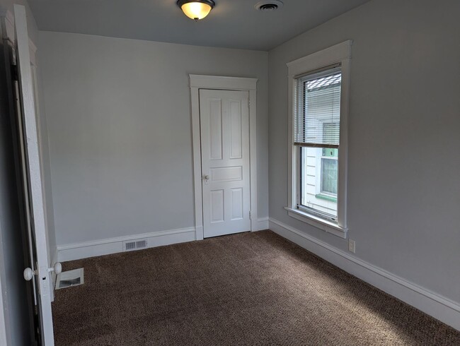 Building Photo - Three Bedroom, Single Family Home with Lot...