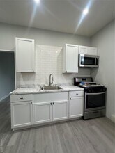 Building Photo - 1761 New York Ave