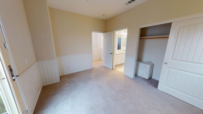 Building Photo - PRICE REDUCED | SOLAR | Great Location