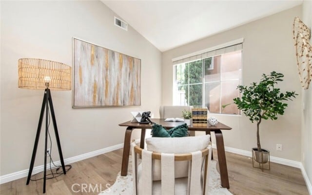 Building Photo - 12 Parthenia