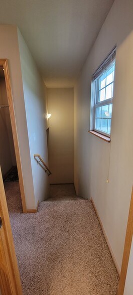 Building Photo - 1705 SW 32nd Ln