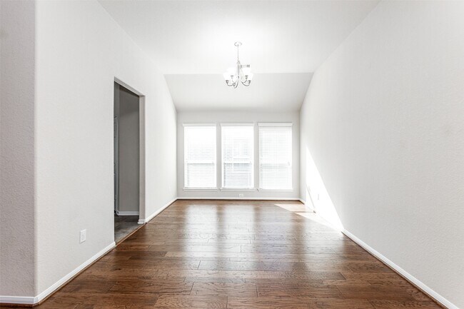 Building Photo - 18811 Calla Spring Dr