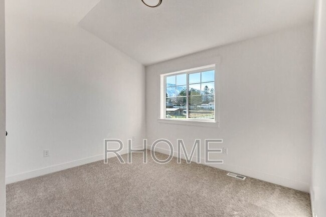 Building Photo - 10584 Canyon Villa Dr