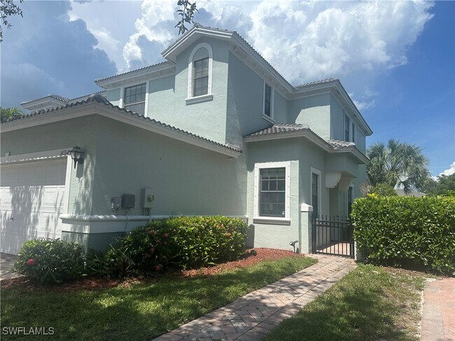 Building Photo - 14764 Pinnacle Pl