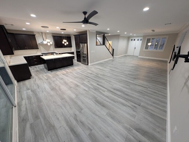 Building Photo - 11005 Salford Dr