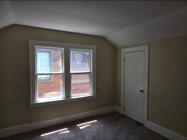 Building Photo - 16254 Monica St