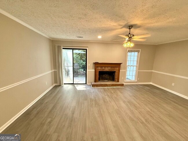 Building Photo - 2777 New S Dr