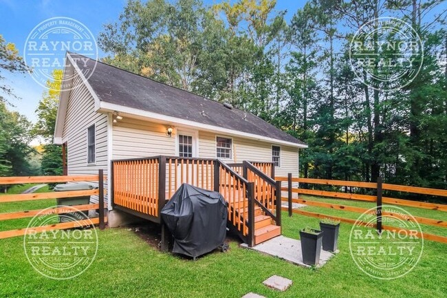 Building Photo - 210 Deer Run Dr