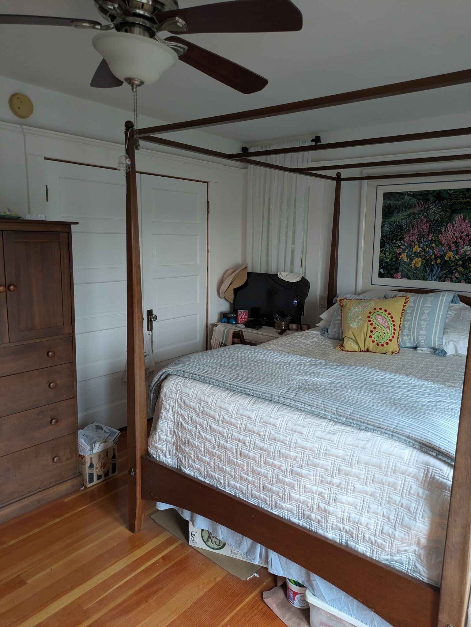 Building Photo - 522 E Maple Ave