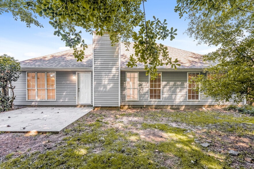 Building Photo - 8028 Rockhampton Cir