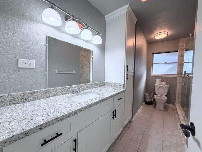 Building Photo - 7715 Catalina Ln