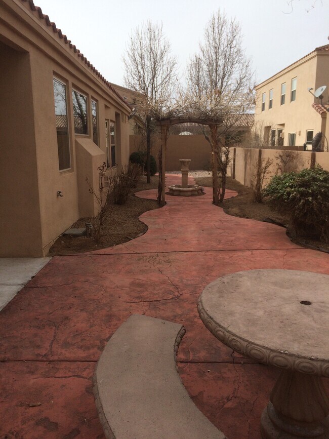 Building Photo - 5215 Old Adobe Trail NW