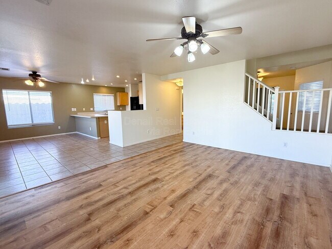 Building Photo - 10306 E Delta Ave