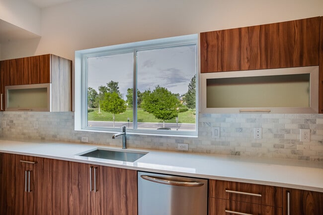 Building Photo - 2228 W Powers Ave