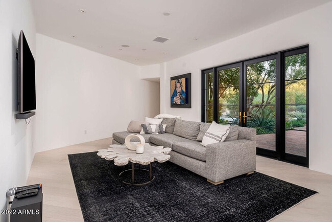 Building Photo - 6723 N Desert Fairways Dr