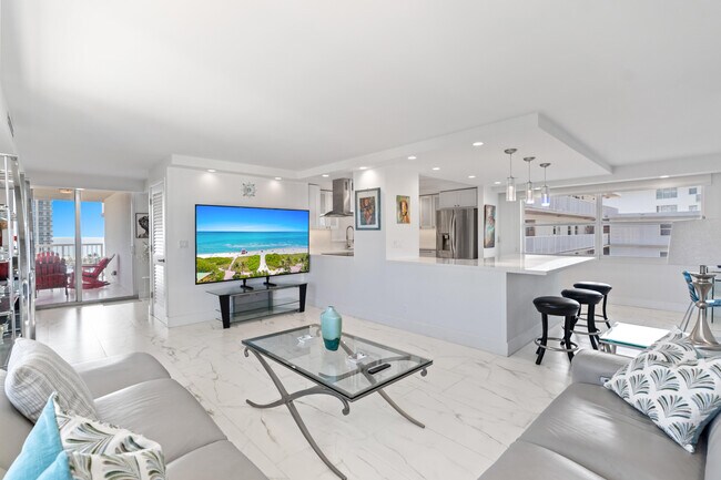 Building Photo - 121 Golden Isles Dr