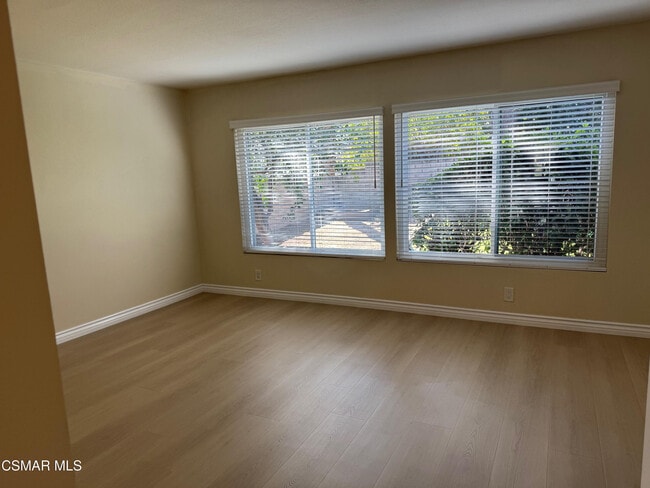 Building Photo - 846 Lindawood St