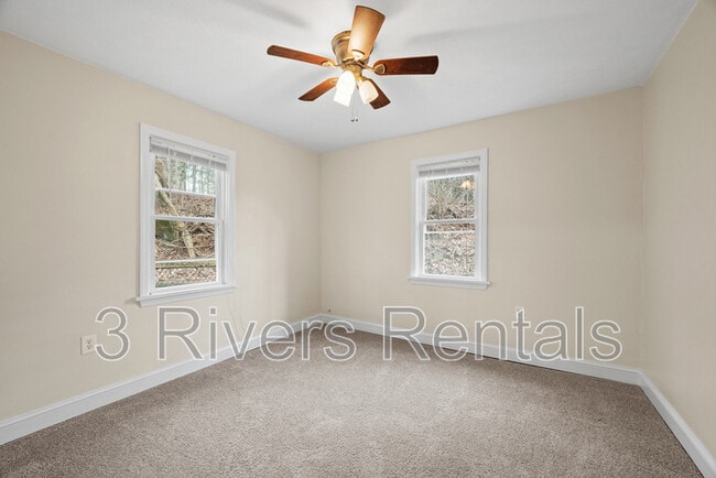 Building Photo - 600 Camp Meeting Rd