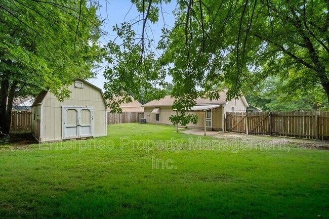 Building Photo - 7103 Tagen Dr
