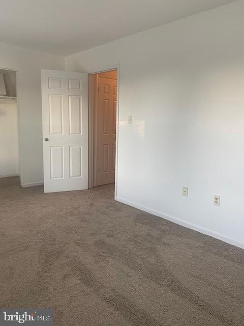 Building Photo - 484 Lafayette Dr