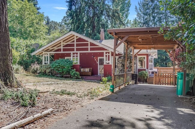 Building Photo - Charming 3 bed, 2 bath Craftsman Cottage in the Heart of Oak Grove