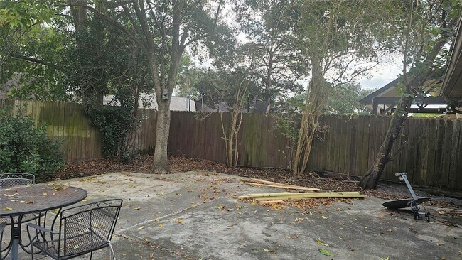 Building Photo - 2610 Strait Ln