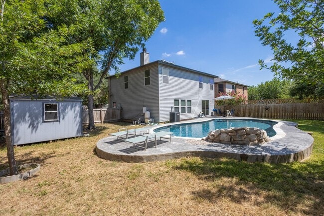 Building Photo - 372 Copper Hill Dr