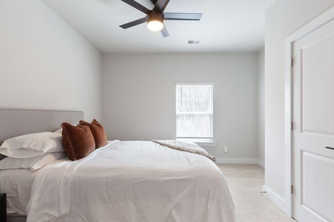 Building Photo - Modern Living in Heights at Grant Park – Prime Atlanta Location Near BeltLine & East Atlanta Village