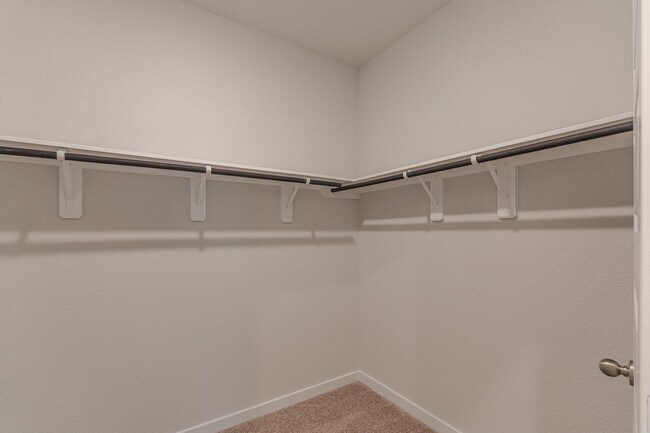 Building Photo - 8570 Blueberry Ash St