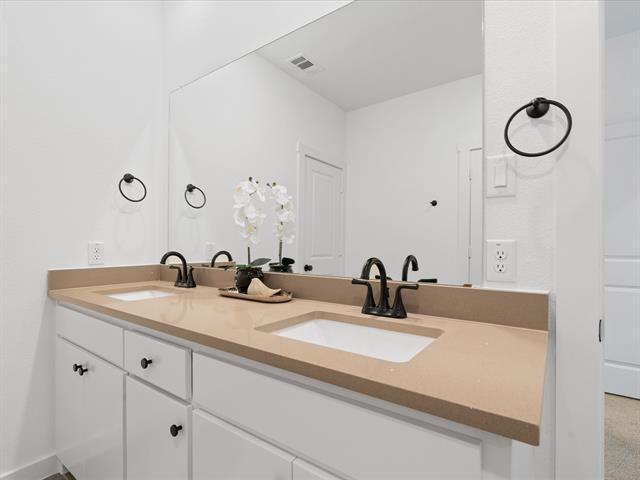 Building Photo - 871 Cavitt Ct